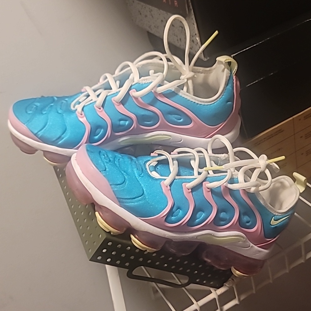 Women's Nike VaporMax